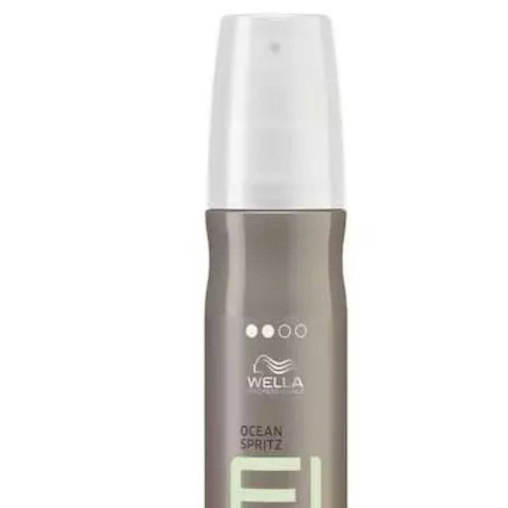 Wella Ocean Spritz salt hairspray for beach texture - Picture 5 of 6